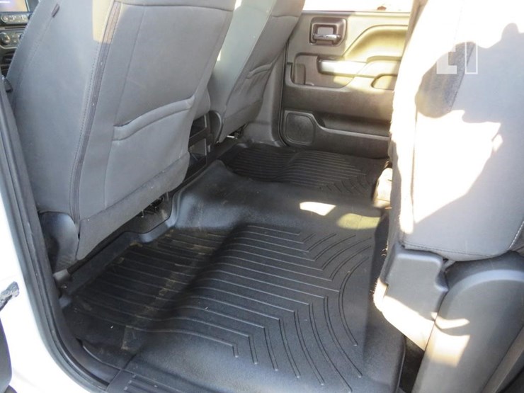 2017-chevrolet-lt-1/2-ton-4x4-,-4-door-16-image-12