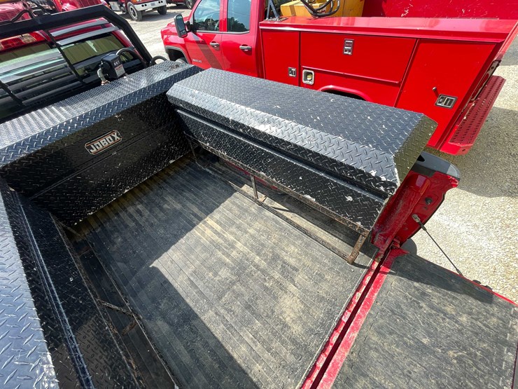 2015-gmc-sierra-2500hd-image-89