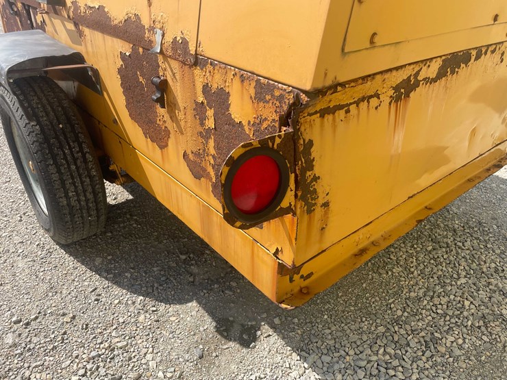#13348-•-1992-atlas-corporation-tow-behind-compressor-image-36