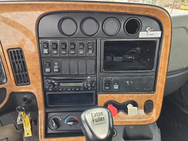 2008-international-prostar-image-79