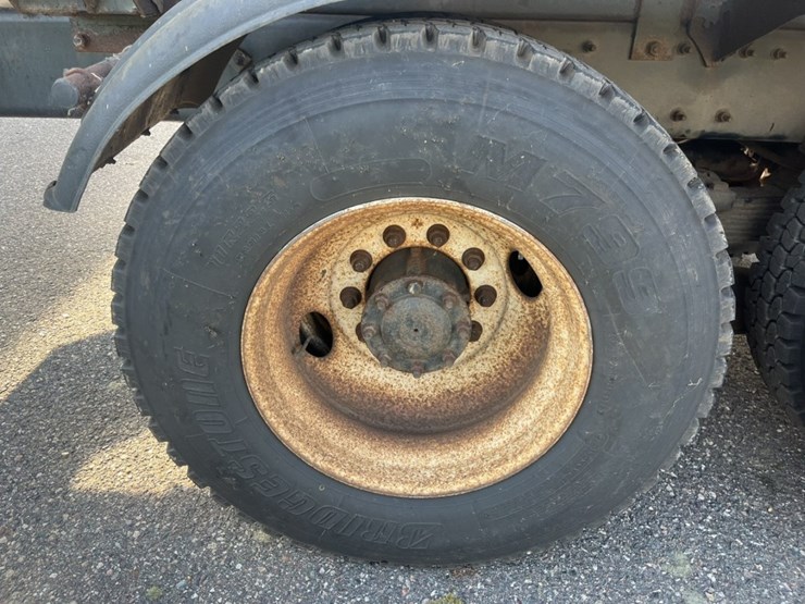#1249-•-2011-navistar-7600-sba-6x4-2010-mixer-truck-image-137