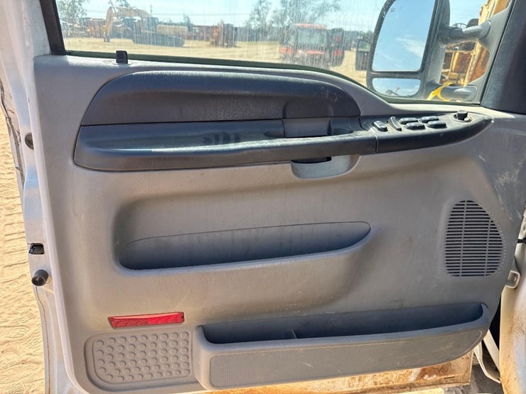 ford-f250-xl-image-22