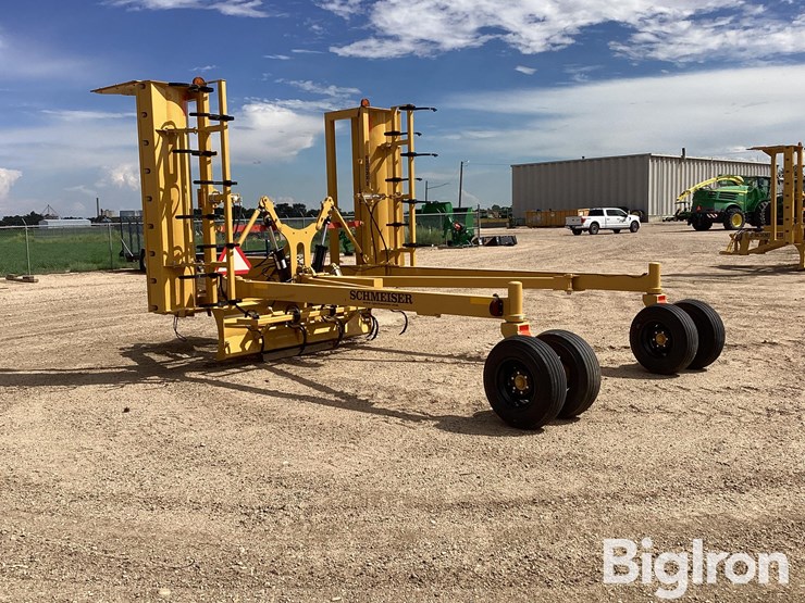 2022-schmeiser-svt24r-24'-varitrak-folding-3-pt-land-leveler-image-7