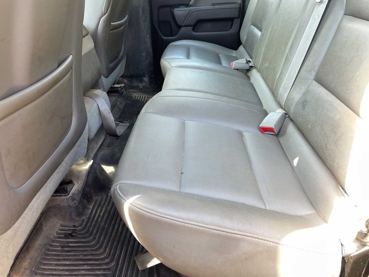 2015-gmc-sierra-2500hd-image-48