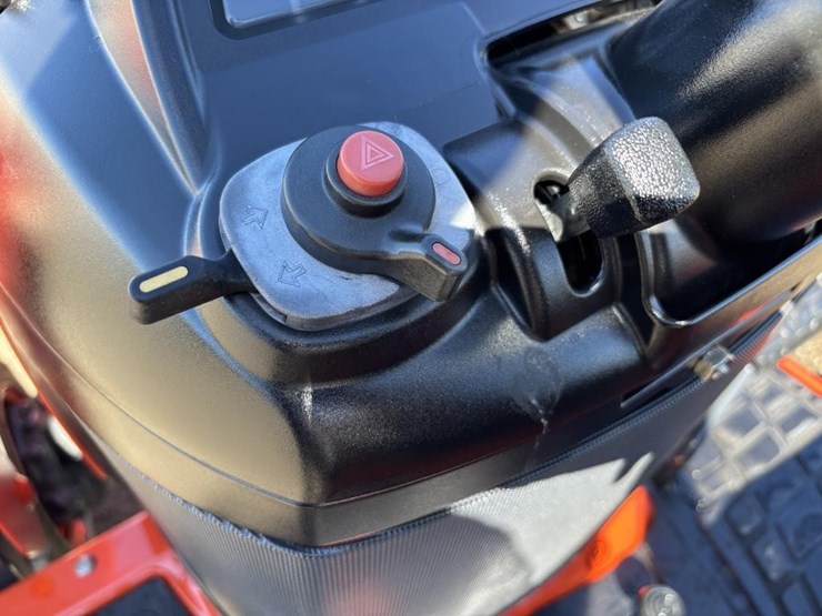 2019-kubota-bx23s-image-31