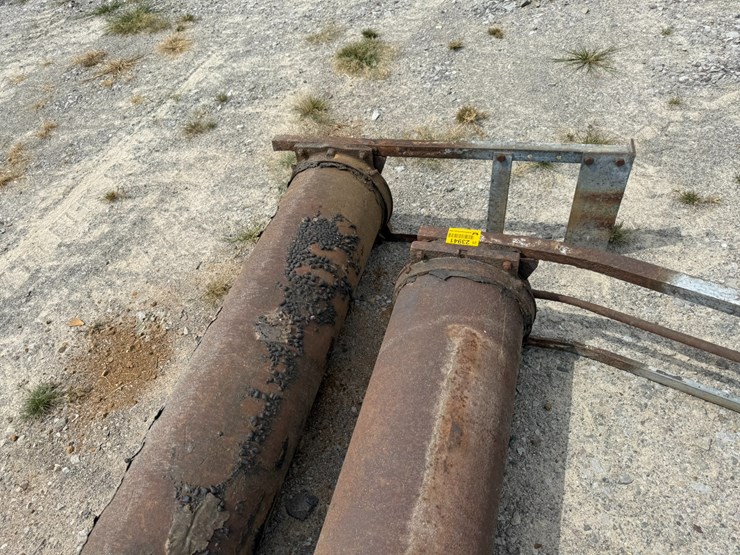 #23941-•-lot-of-(2)-12’-steel-pipe-w/gates-image-11