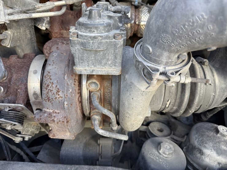 2020-peterbilt-579-image-25