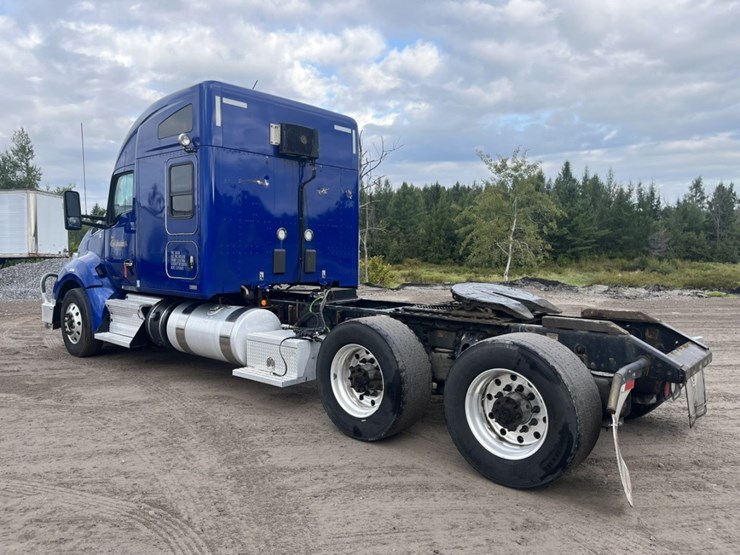 2020-kenworth-t680-image-3