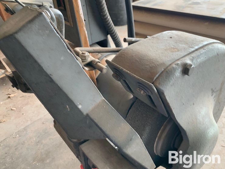 large-bench-grinder-image-12