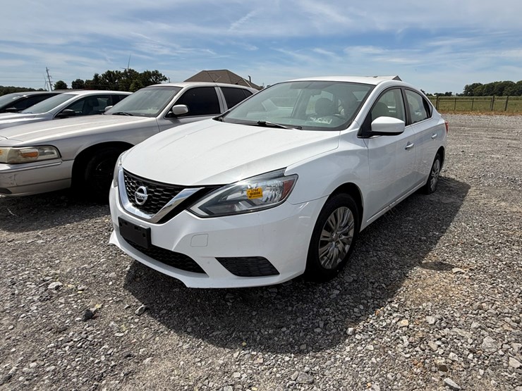 #3760-•-inop-2016-nissan-sentra-sedan-3n1ab7ap6gy243642-inv#:-3760-image-1