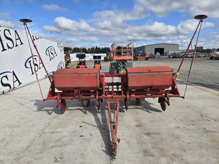 massey-ferguson-468-image-8