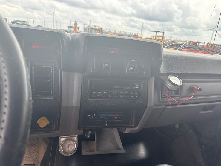 1996-ford-ft900-image-44