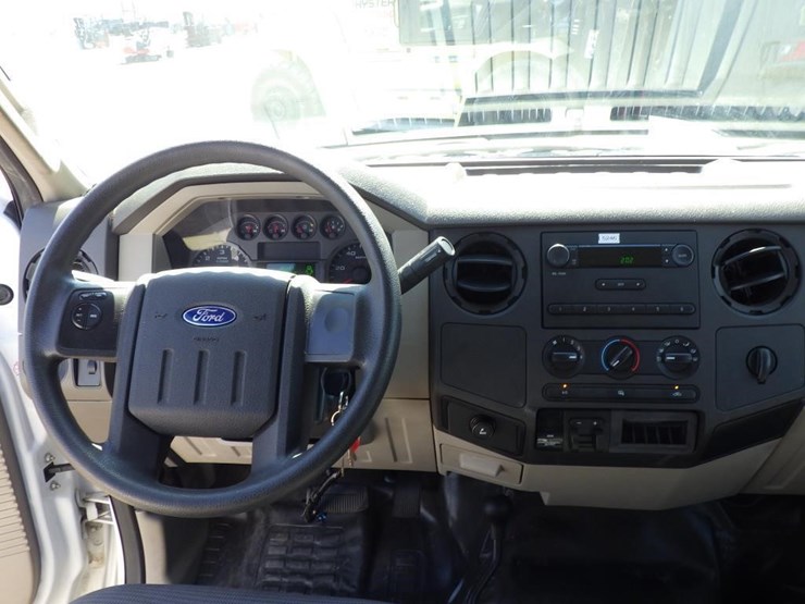 2008-ford-f250-image-9
