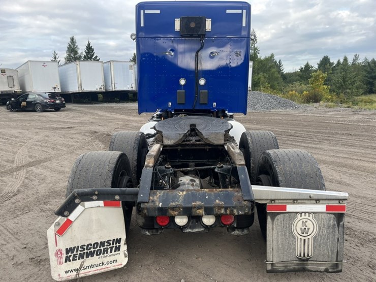 2020-kenworth-t680-image-4