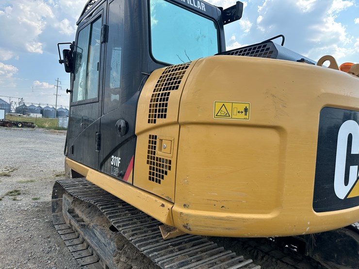 caterpillar-311fl-image-22