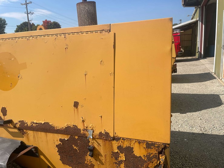 #13348-•-1992-atlas-corporation-tow-behind-compressor-image-38