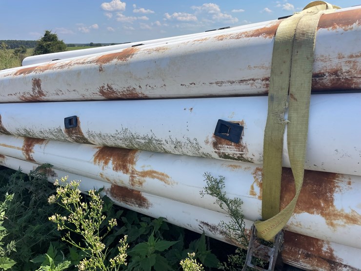 #24161-•-22'-trailer-w/approx.-44-sticks-of-perforated-8"x20'-pvc-pipe-image-8