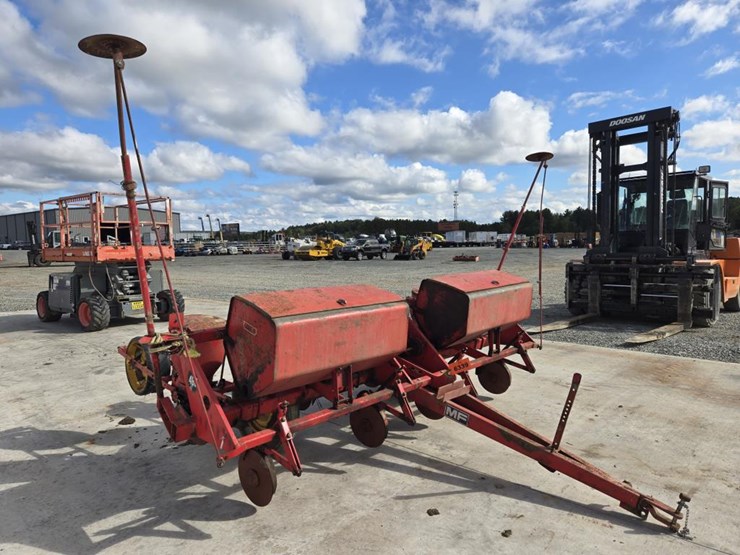 massey-ferguson-468-image-7