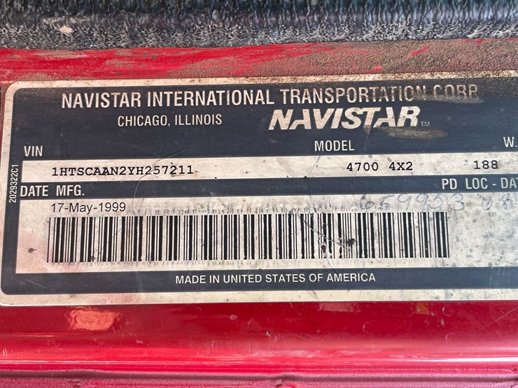 2000-international-4900-image-28