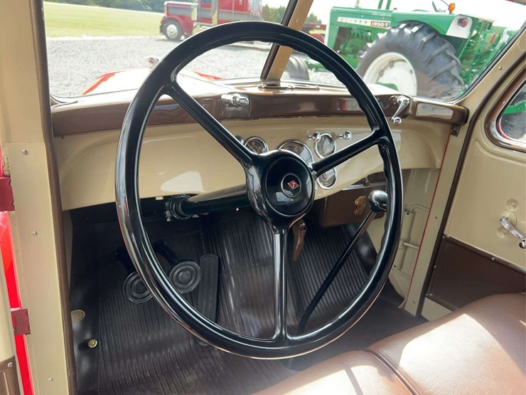 1948-diamond-t-201-one-ton-pickup-image-98
