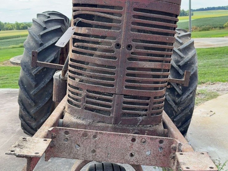 farmall-m-image-15