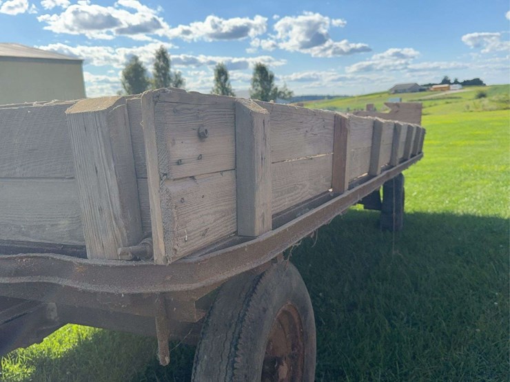 hay-wagon-image-8
