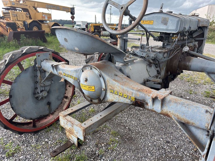 massey-ferguson-40-image-26