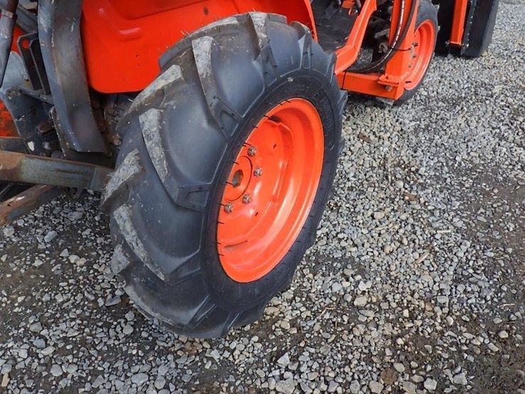 2005-kubota-b7510-image-32