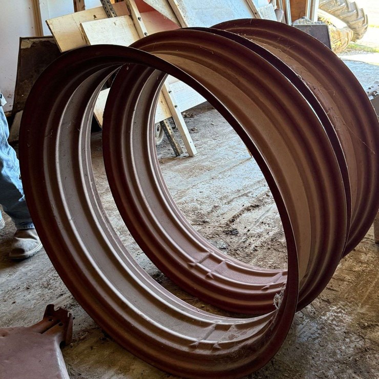 F&H Rims 11x38