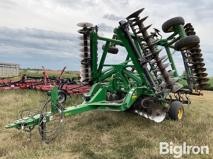 2013-john-deere-2620-image-1