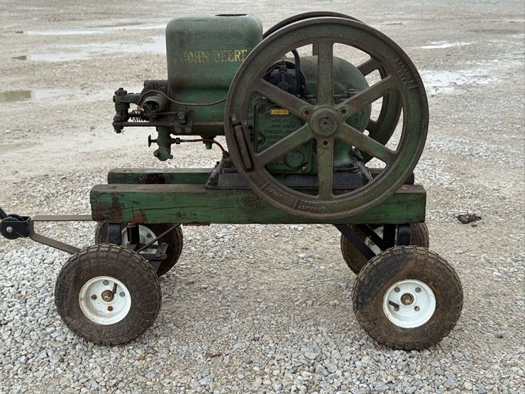 john-deere-1½-hp-type-e-hit-and-miss-engine-image-2