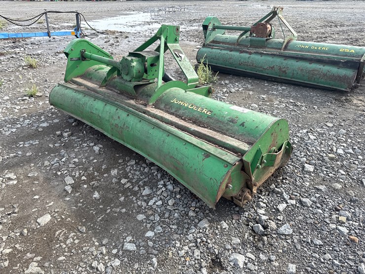 john-deere-7-image-3