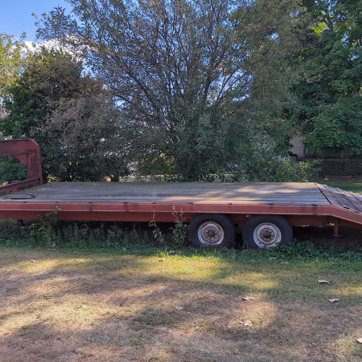 Hillsboro Gooseneck