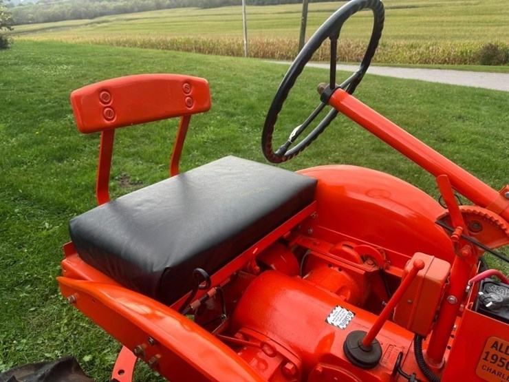1950-allis-chalmers-b-tractor-image-16