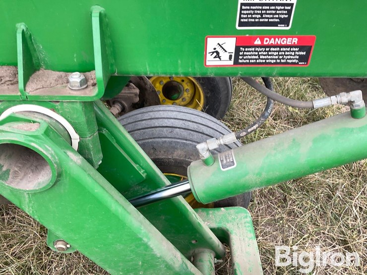2013-john-deere-2620-image-20