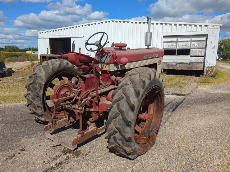 farmall-560-image-5