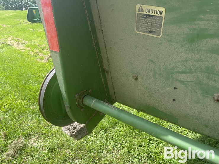 john-deere-216-image-19