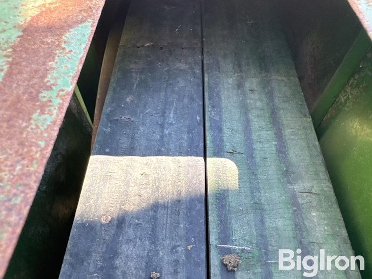 john-deere-700-image-13