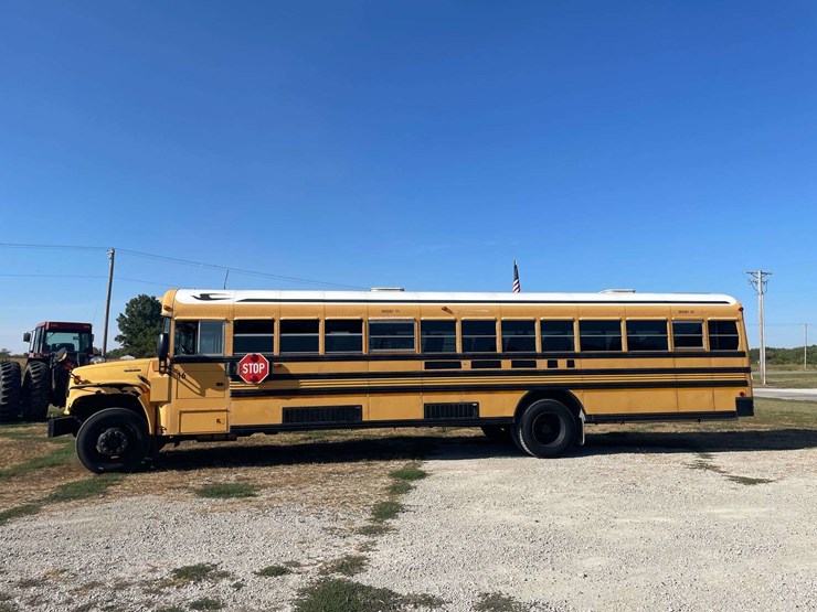 2002-bluebird-school-bus-image-2
