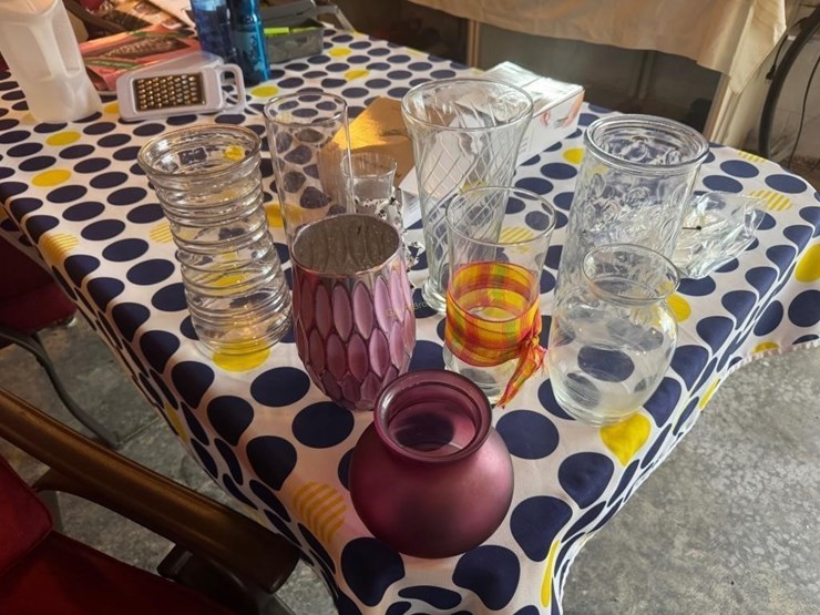 vases-image-1