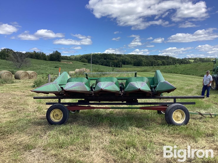 john-deere-444-image-4