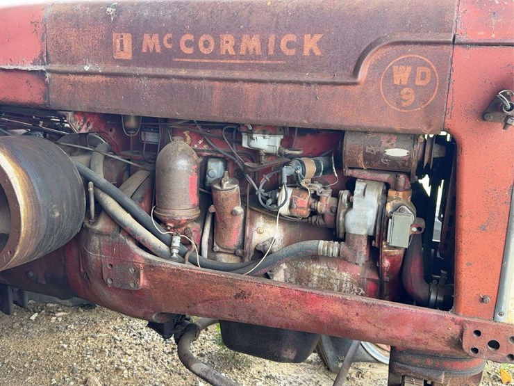 mccormick-wd-9-diesel-image-32
