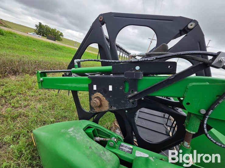 2013-john-deere-635fd-image-10