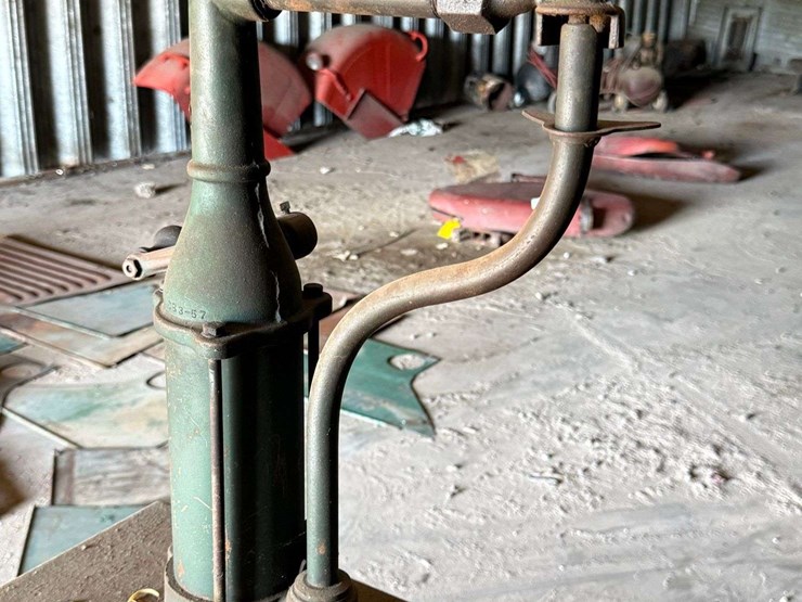pair-of-phillips-pump-&-tank-co.-model-90bs-fuel-pumps-with-tanks-image-6