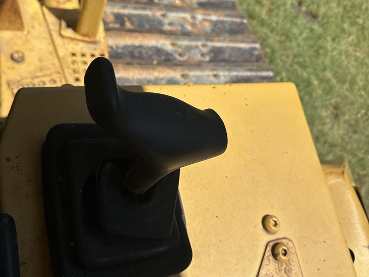 2000-caterpillar-d5m-lgp-image-12