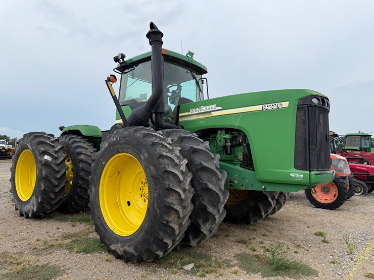 2005-john-deere-9220-image-3