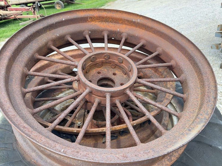 (4)-round-spoke-rims-image-2