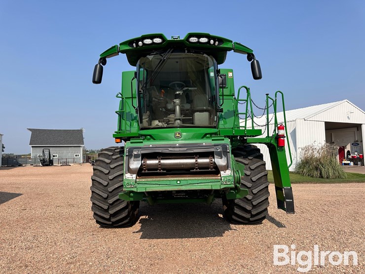 2021-john-deere-s770-image-2