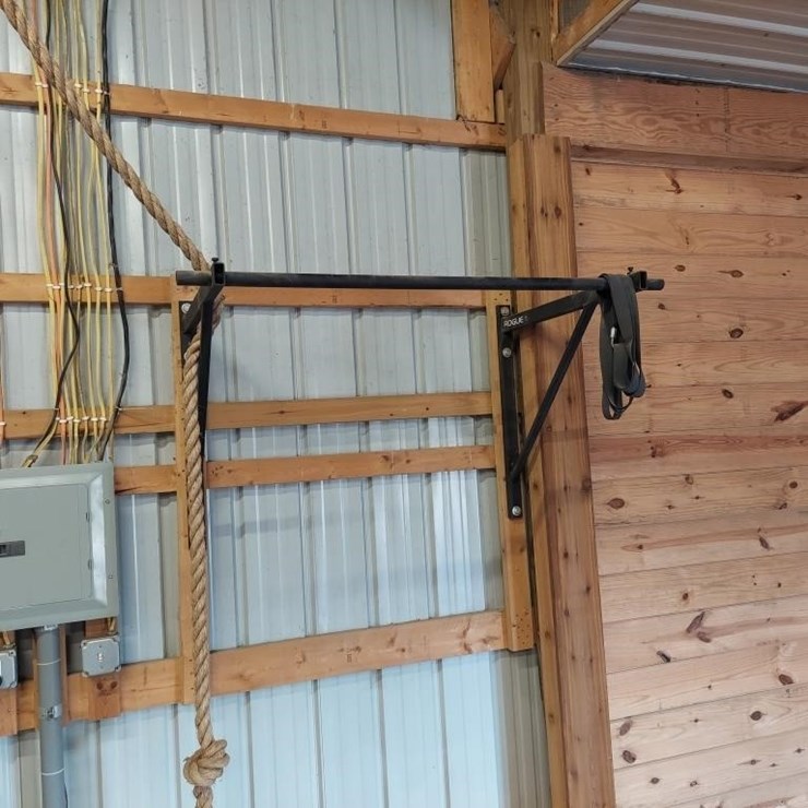 Chin up Bar and Climbing Rope