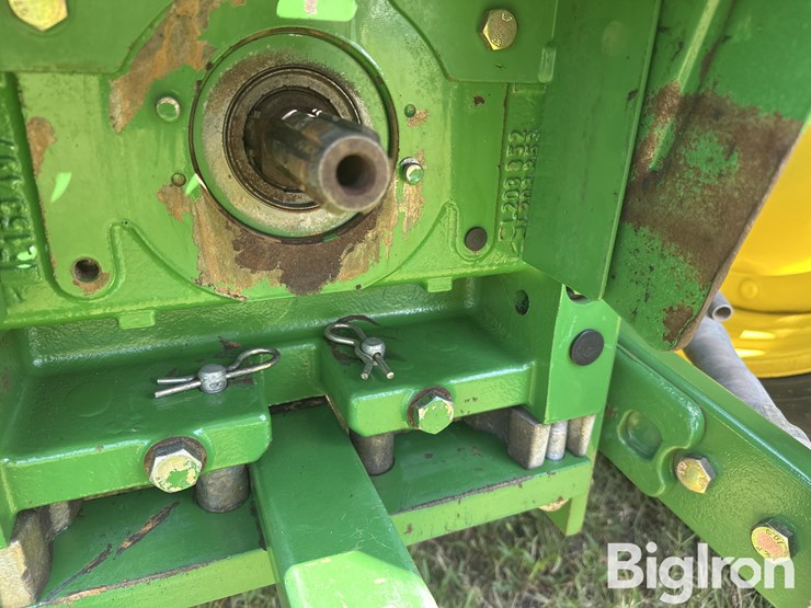 2014-john-deere-6115m-image-11